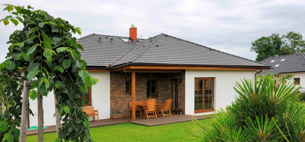 Střecha na bungalov sedlová beton BRAMAC galerie