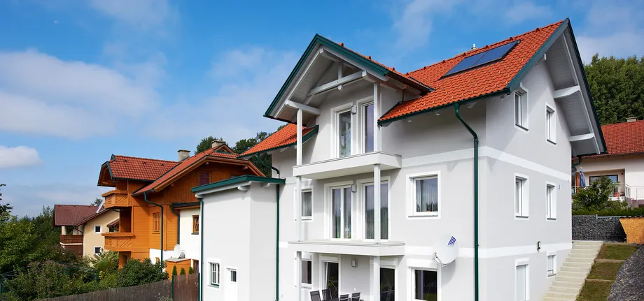 Střecha s přesahem