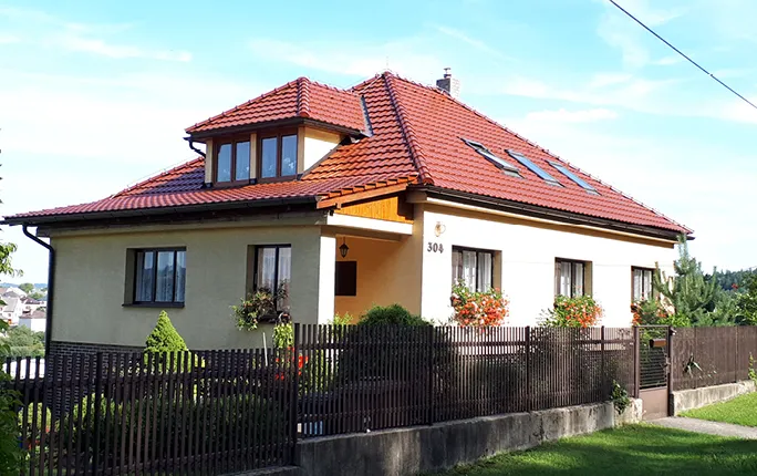 Režné tašky pro historické budovy