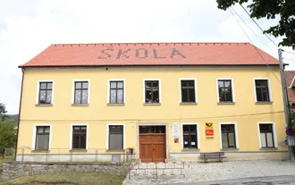 První školní den uvítá ZŠ Urbanov již s novou střechou